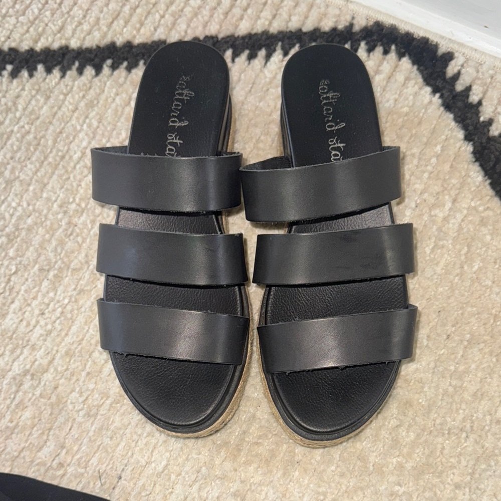 Altar’d state Black Women's platform Sandals 10-New